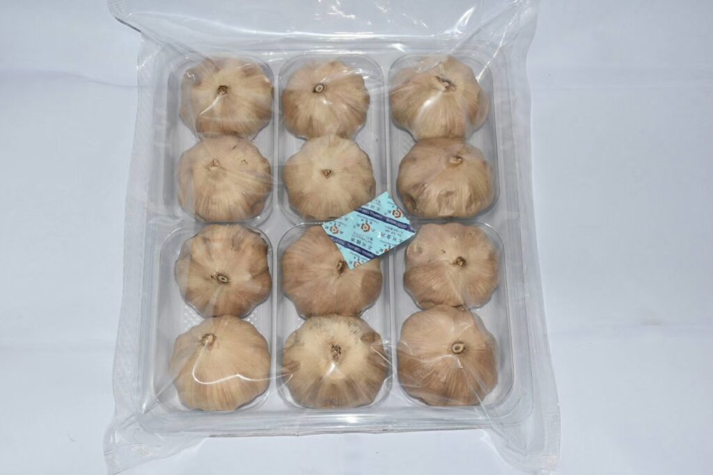 mutipul black garlic